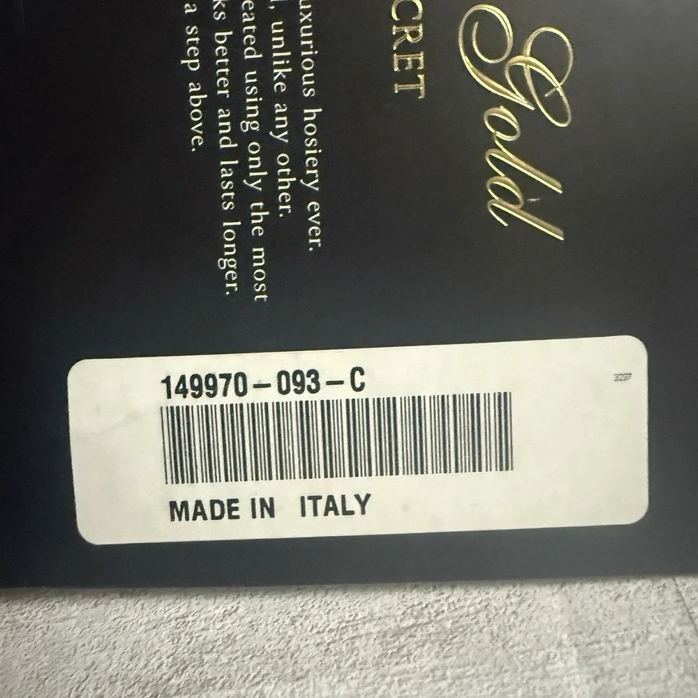 Victoria's Secret Signature GOLD 